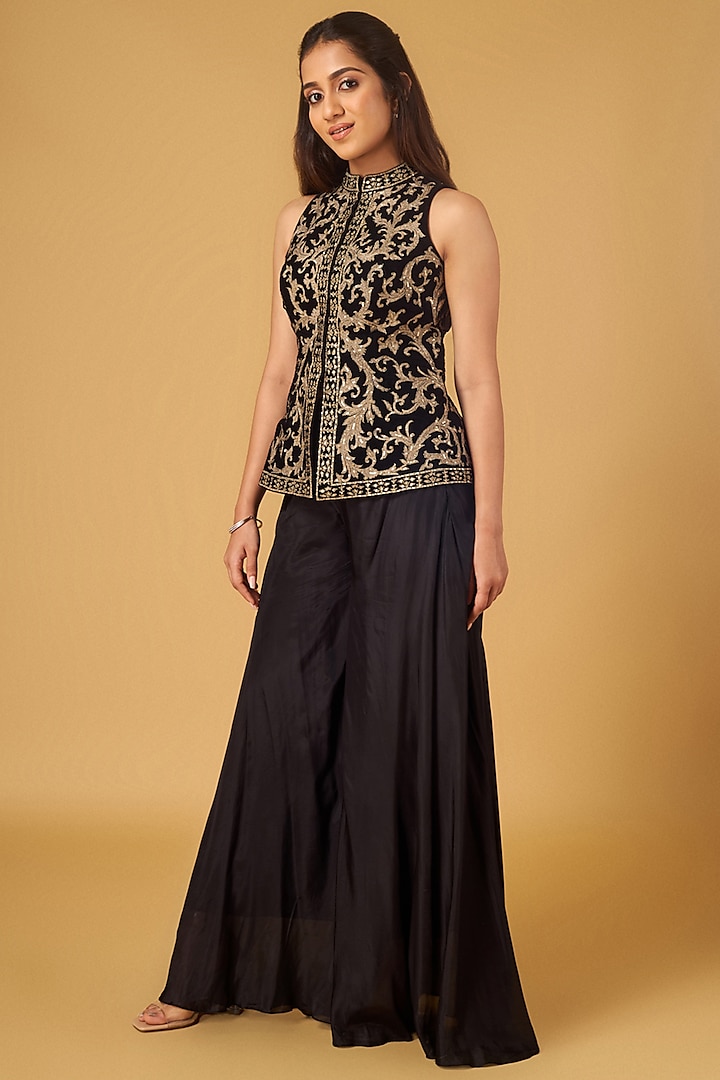 Black Velvet Zari Embroidered Peplum Jacket Set by Maisolos at Pernia's Pop Up Shop