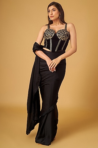 Black Satin Georgette Pre-Stitched Saree Set by Maisolos