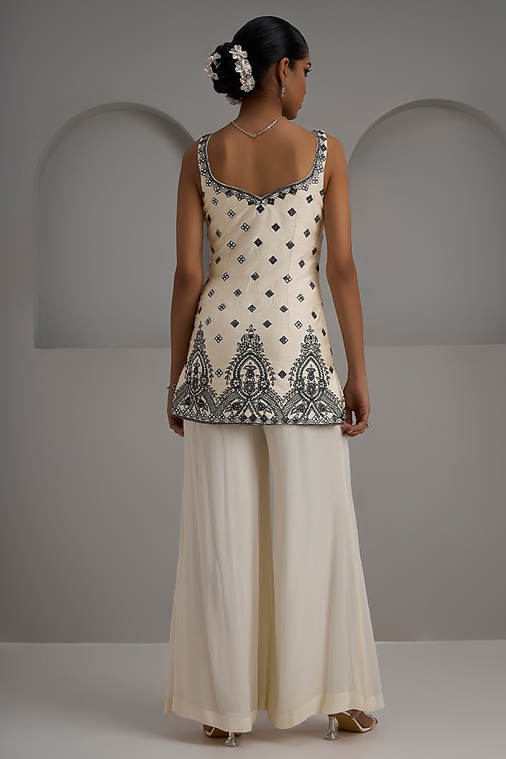 Ivory Raw Silk Hand & Machine Embroidered Tunic Set by Maisolos at Pernia's Pop Up Shop