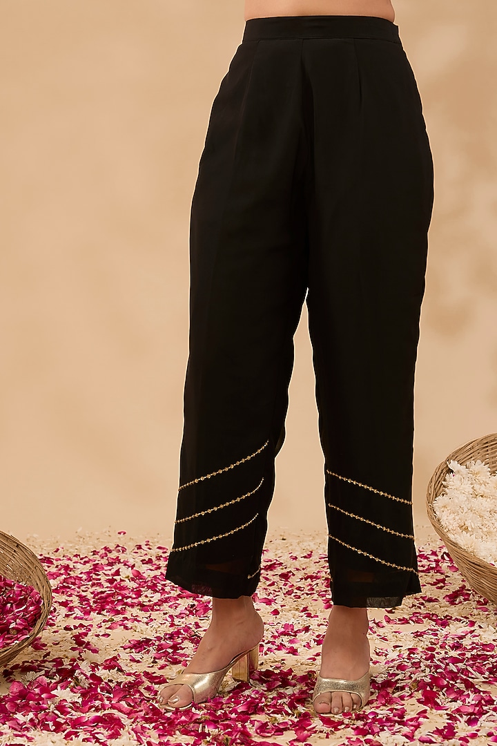 Black Georgette Thread & Patch Work Kurta Set by MAKAAN.51 at Pernia's Pop Up Shop