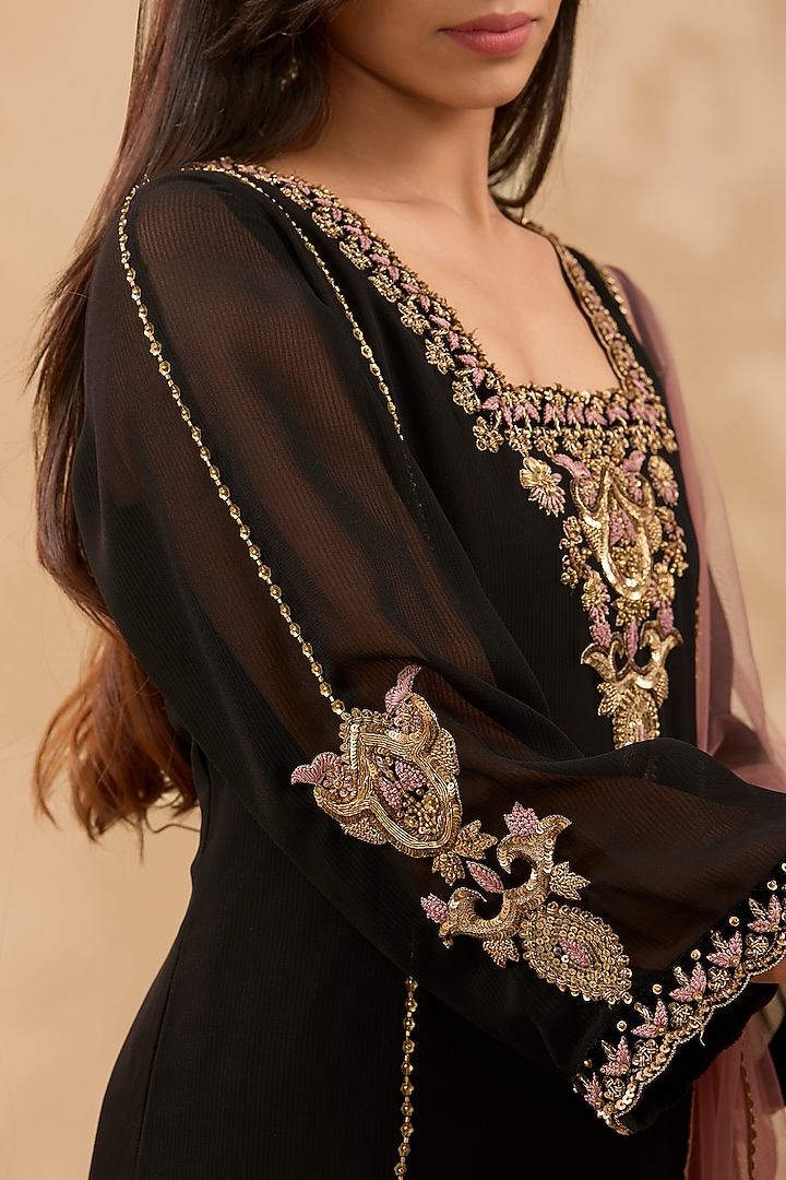 Black Georgette Thread & Patch Work Kurta Set by MAKAAN.51 at Pernia's Pop Up Shop
