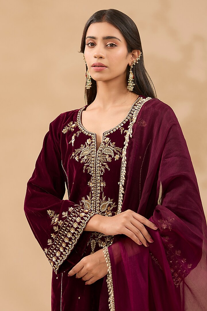 Maroon Velvet Zardosi Hand Embroidered A-Line Kurta Set by MAKAAN.51 at Pernia's Pop Up Shop