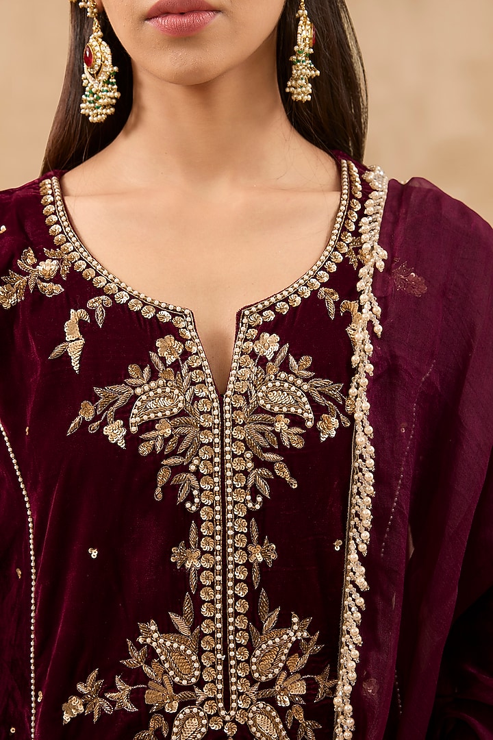 Maroon Velvet Zardosi Hand Embroidered A-Line Kurta Set by MAKAAN.51 at Pernia's Pop Up Shop