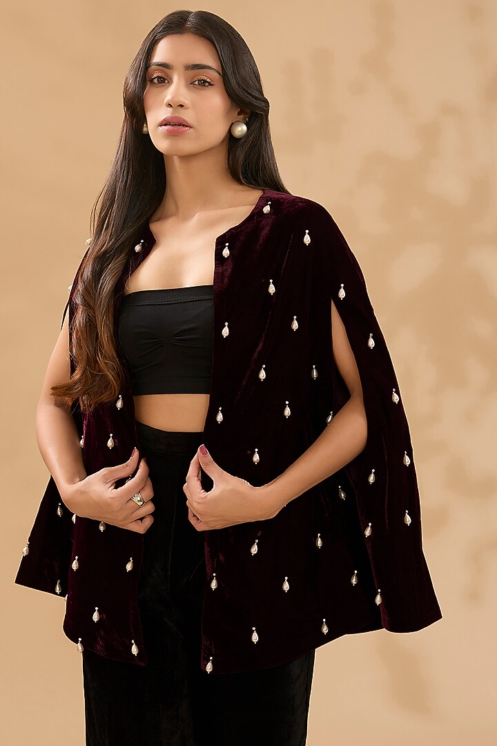 Maroon Velvet Pearl Hand Embroidered Cape Set by MAKAAN.51 at Pernia's Pop Up Shop
