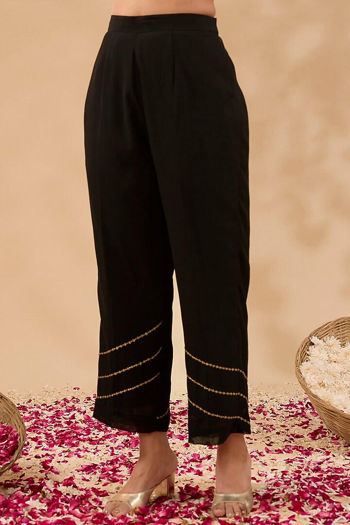 Black Georgette Thread & Patch Work Kurta Set by MAKAAN.51 at Pernia's Pop Up Shop