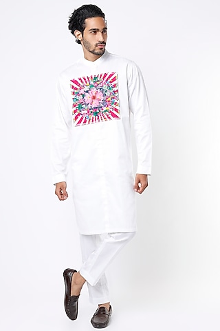 White Printed Kurta Set by Mr. Ajay Kumar