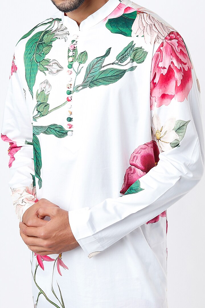 White Floral Printed Kurta Set by Mr. Ajay Kumar at Pernia's Pop Up Shop