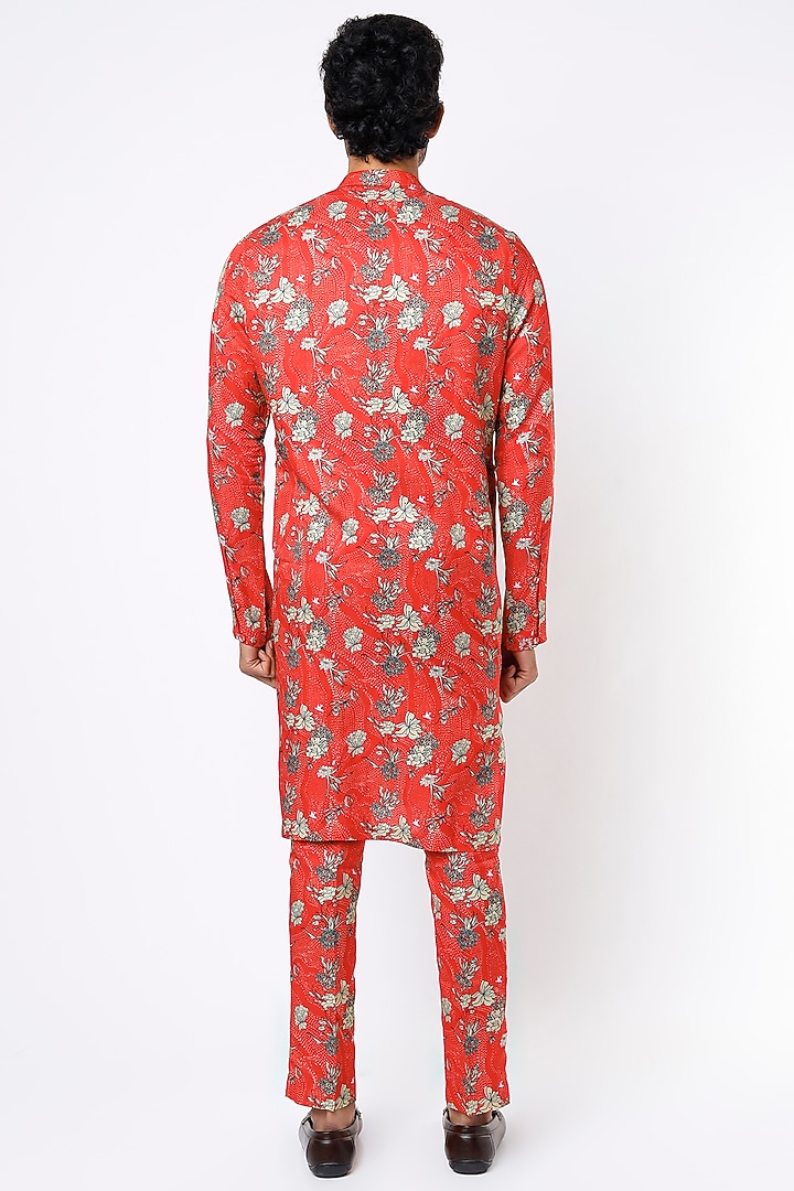 Red Printed Kurta Set by Mr. Ajay Kumar at Pernia's Pop Up Shop