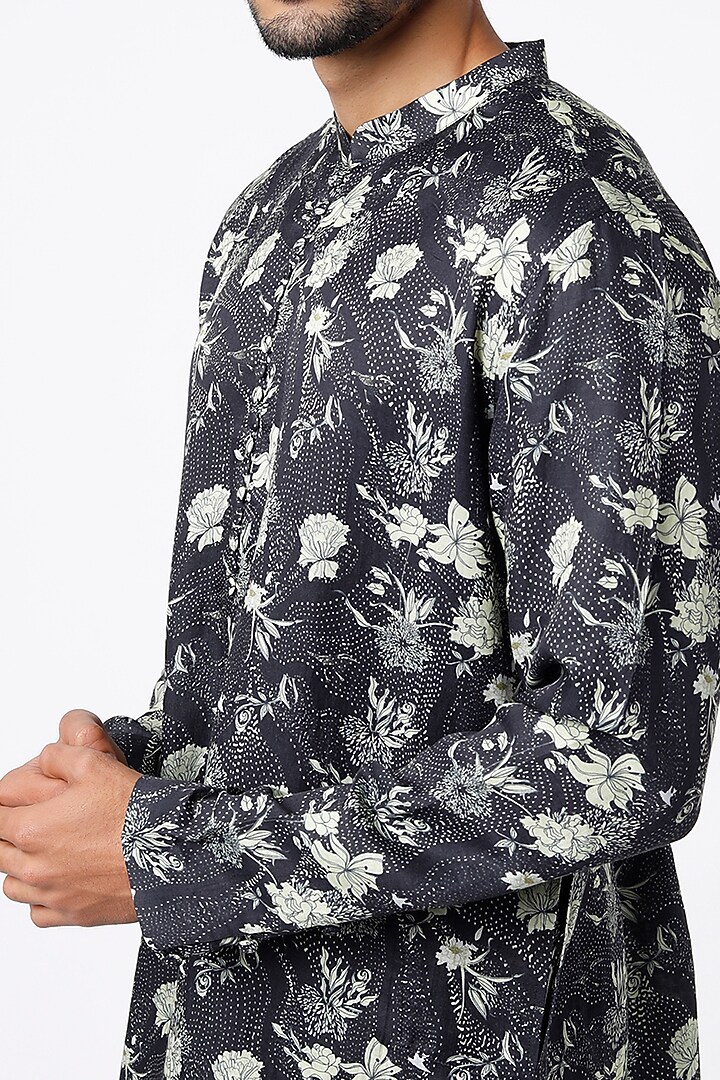 Black Printed Kurta Set by Mr. Ajay Kumar at Pernia's Pop Up Shop