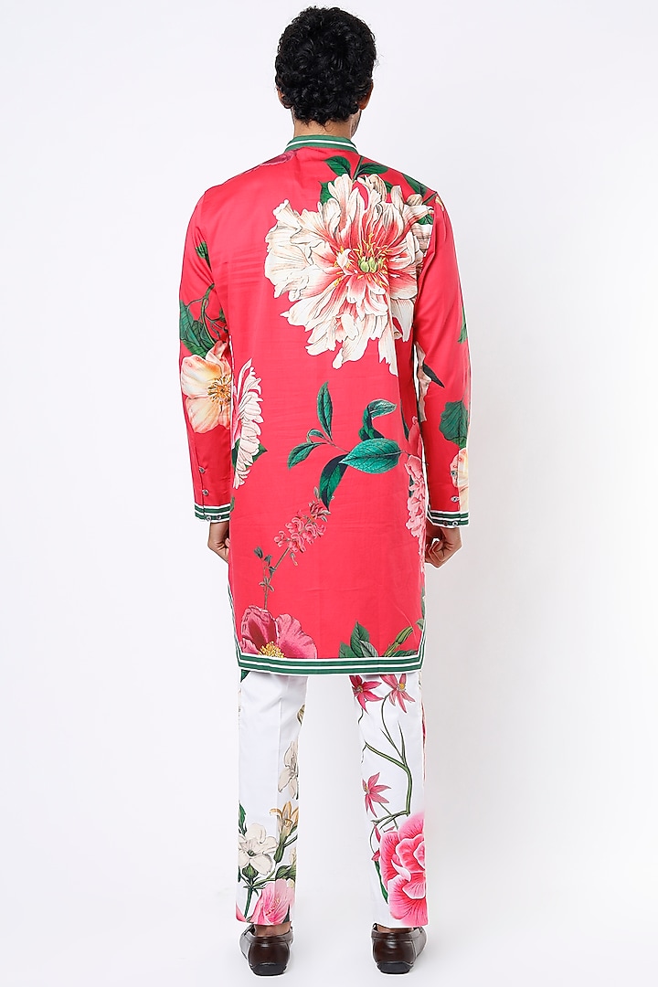 Fuchsia Floral Printed Kurta Set by Mr. Ajay Kumar at Pernia's Pop Up Shop