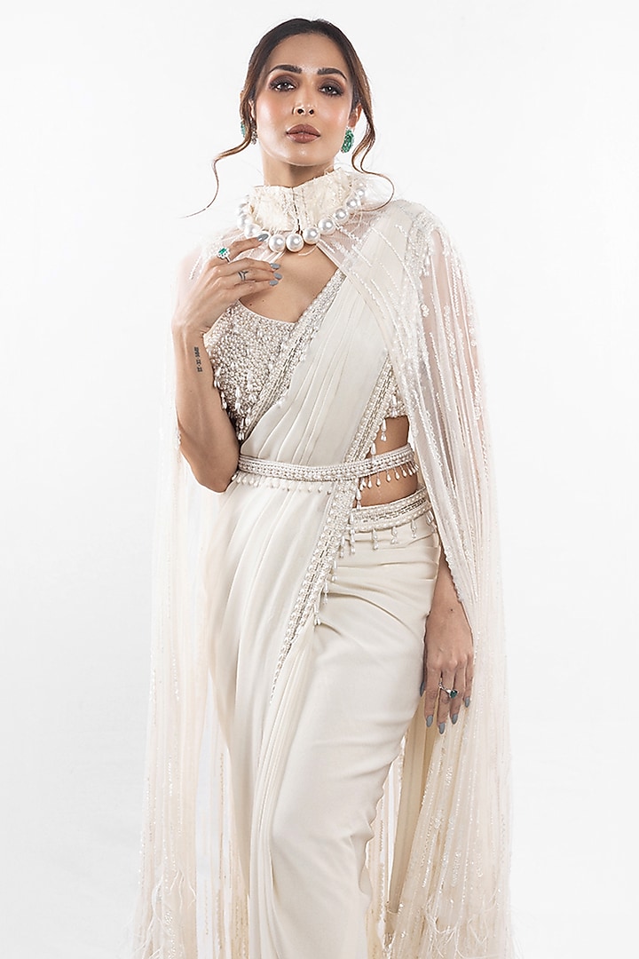 Ivory Foil Georgette Bridal Saree Set by Mala and Kinnary at Pernia's Pop Up Shop