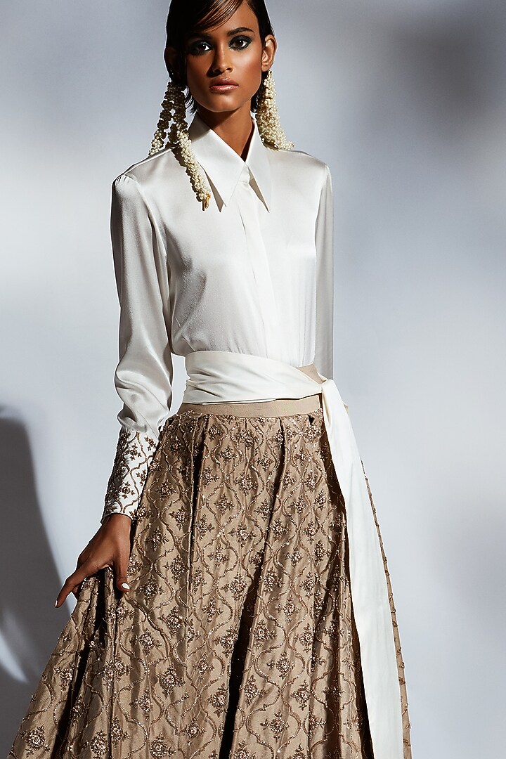 White Box Pleated Bridal Lehenga With Handwork by Mala and Kinnary at Pernia's Pop Up Shop