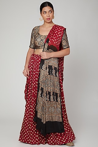 Red Bandhani Printed Lehenga Set by Manmeera
