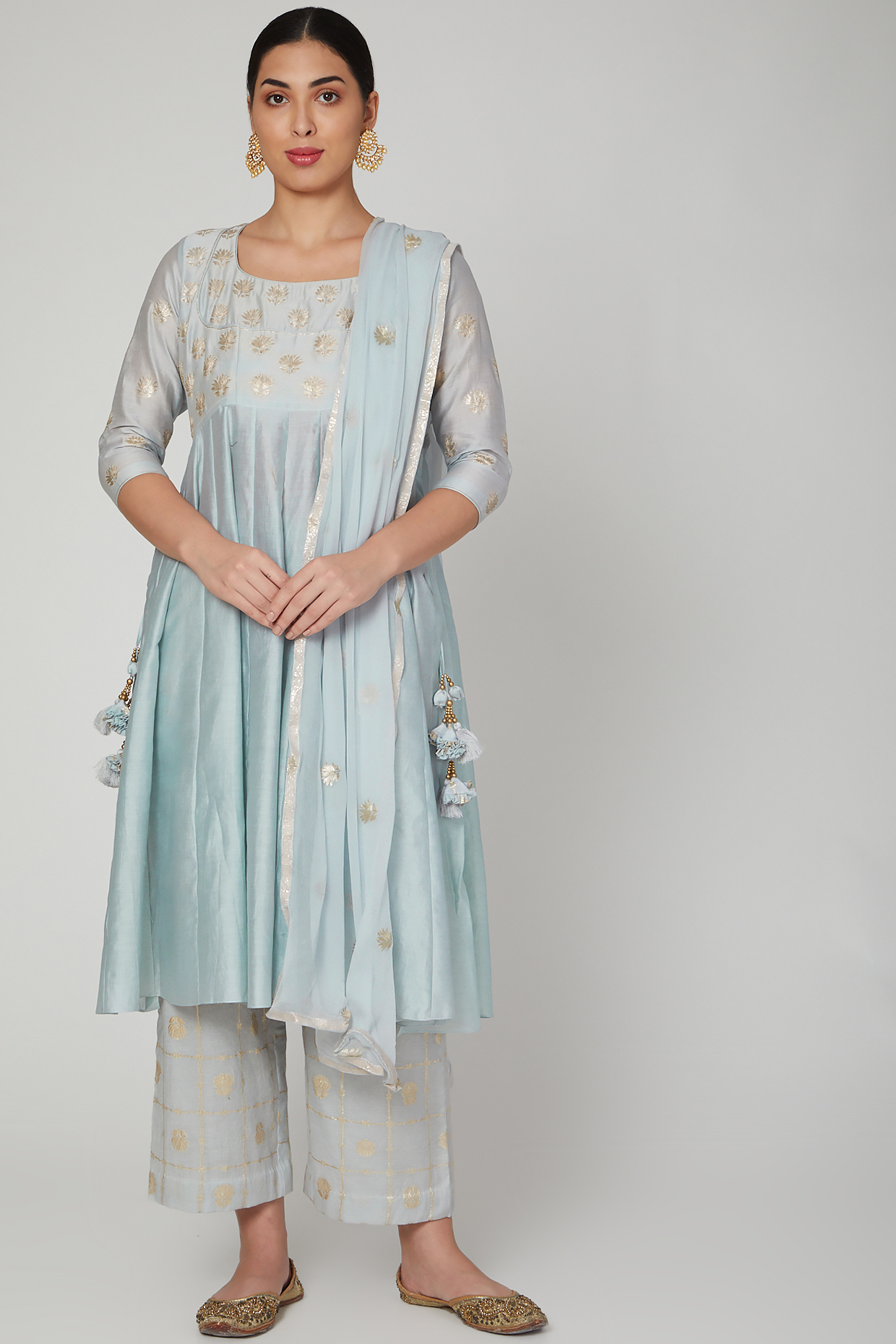 Grey Hand Embroidered Kurta Set by Manmeera