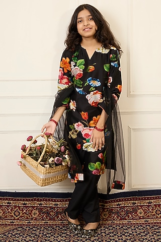 Black Handwoven Chanderi Printed Kurta Set For Girls by Mamma Plz