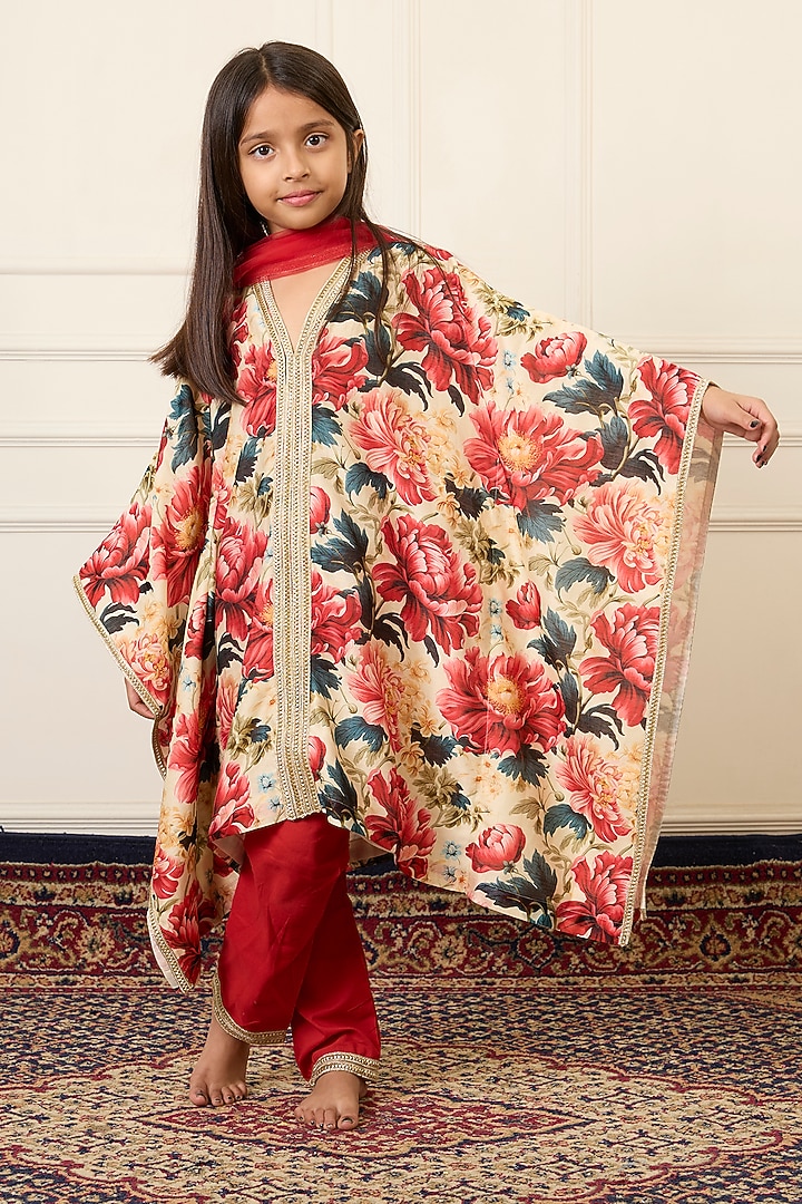 Maroon Handwoven Chanderi Printed Kaftan Set For Girls by Mamma Plz at Pernia's Pop Up Shop