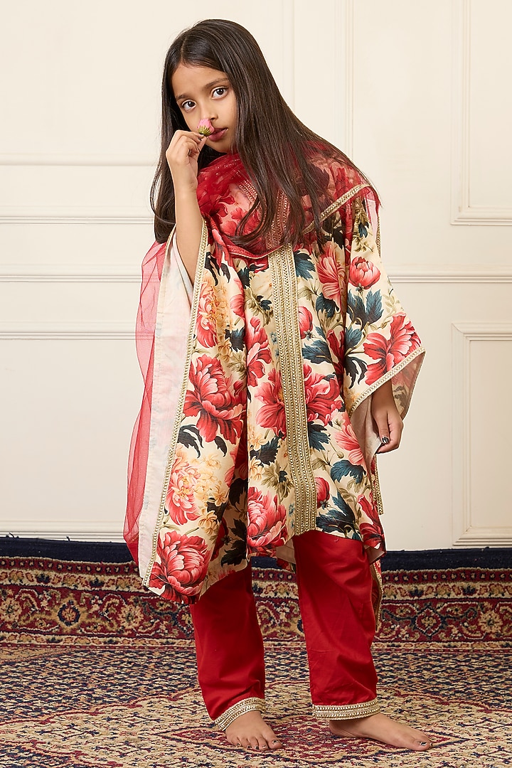 Maroon Handwoven Chanderi Printed Kaftan Set For Girls by Mamma Plz at Pernia's Pop Up Shop