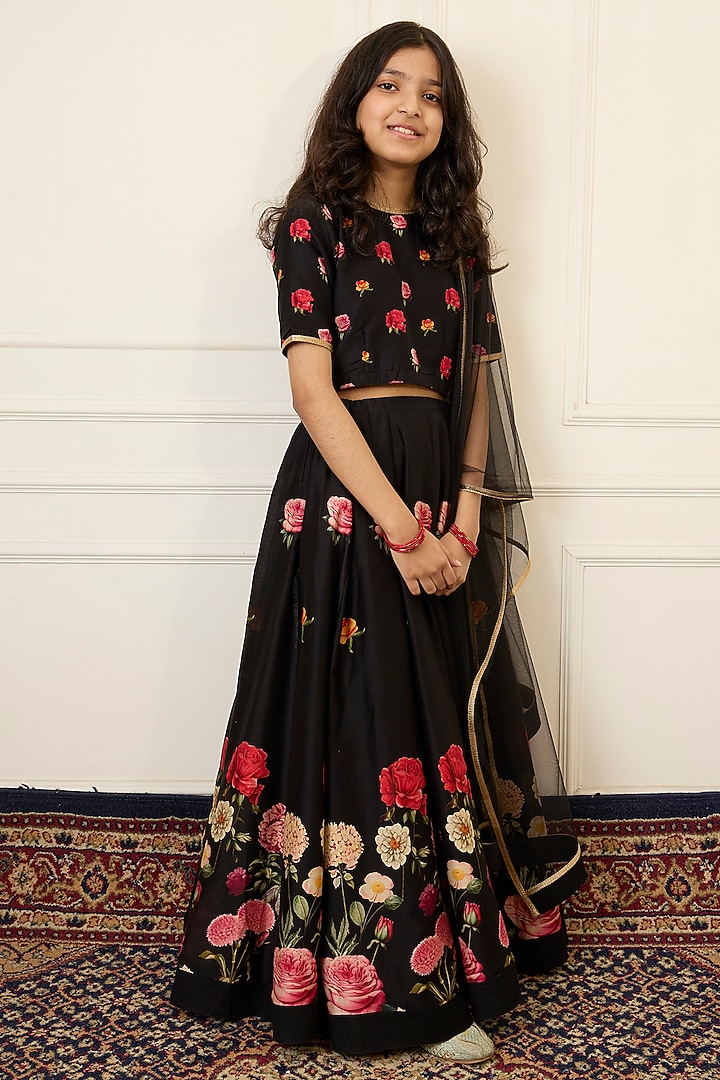 Black Handwoven Chanderi Printed Lehenga Set For Girls by Mamma Plz at Pernia's Pop Up Shop