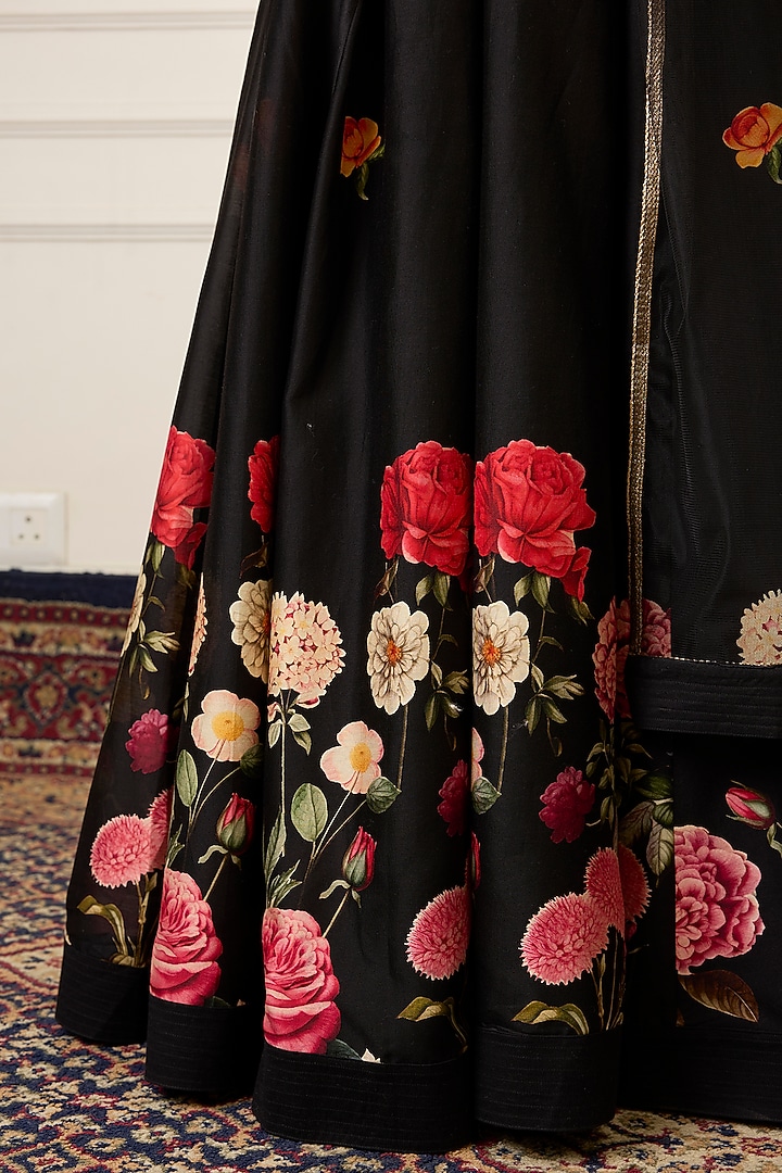 Black Handwoven Chanderi Printed Lehenga Set For Girls by Mamma Plz at Pernia's Pop Up Shop