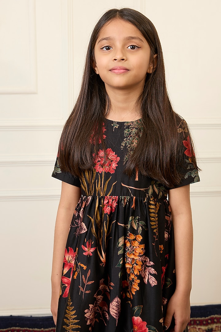 Black Handwoven Chanderi Printed Dress For Girls by Mamma Plz at Pernia's Pop Up Shop
