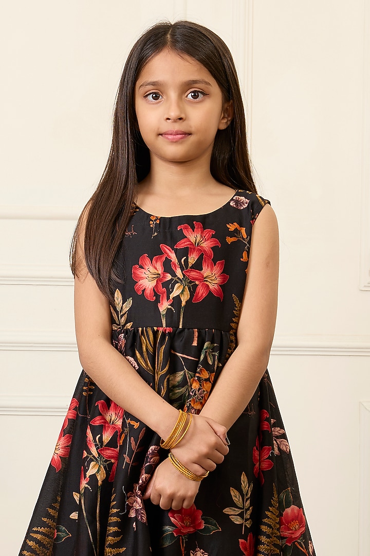 Black Handwoven Chanderi Printed Dress For Girls by Mamma Plz at Pernia's Pop Up Shop