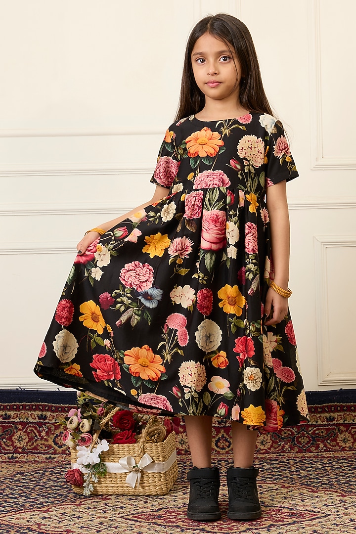 Black Handwoven Chanderi Printed Dress For Girls by Mamma Plz at Pernia's Pop Up Shop
