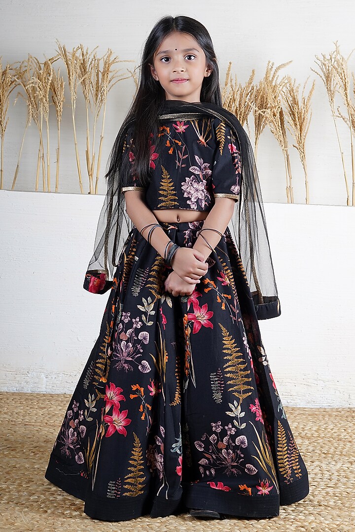 Black Handwoven Chanderi Floral Printed Lehenga Set For Girls by Mamma Plz at Pernia's Pop Up Shop