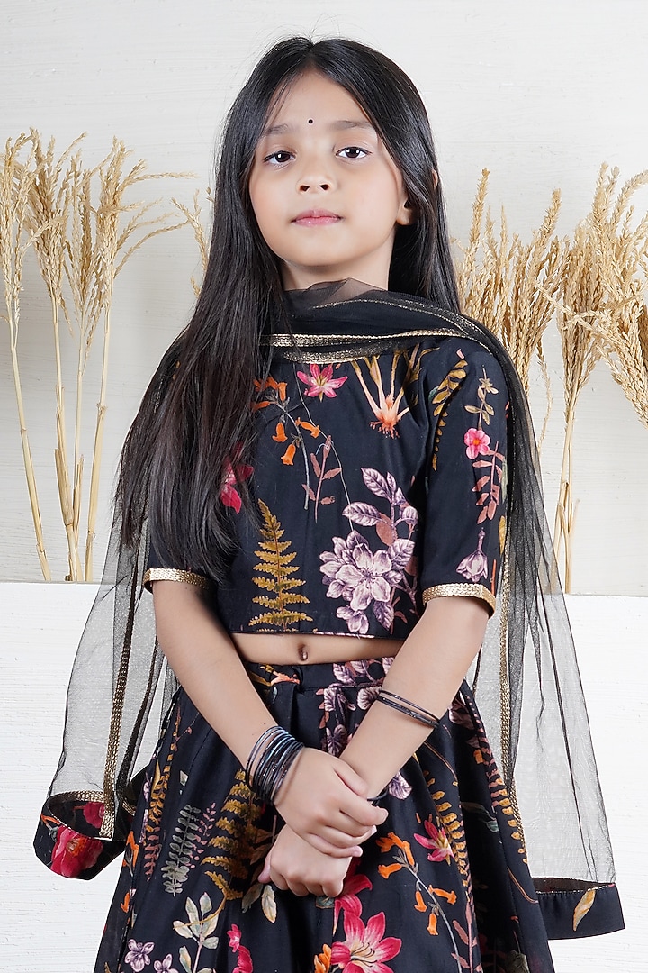 Black Handwoven Chanderi Floral Printed Lehenga Set For Girls by Mamma Plz at Pernia's Pop Up Shop