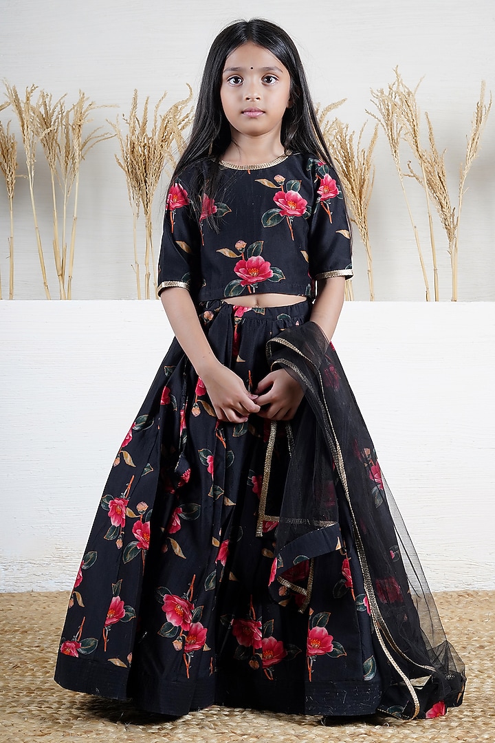 Black Handwoven Chanderi Floral Printed Lehenga Set For Girls by Mamma Plz at Pernia's Pop Up Shop