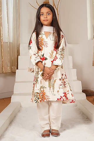 Ivory Handwoven Chanderi Floral Printed Kurta Set For Girls by Mamma Plz