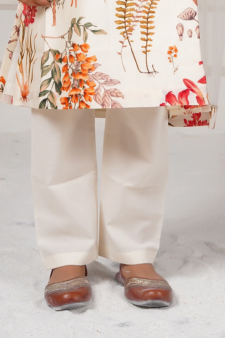 Ivory Handwoven Chanderi Floral Printed Kurta Set For Girls by Mamma Plz at Pernia's Pop Up Shop