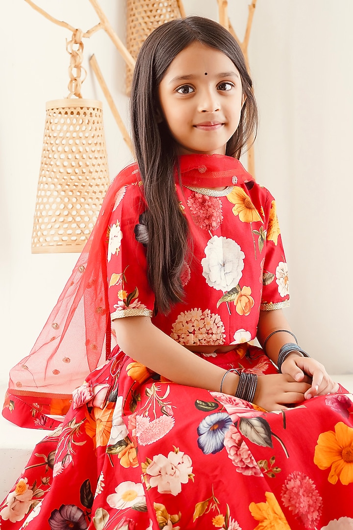 Red Handwoven Chanderi Floral Printed Lehenga Set For Girls by Mamma Plz at Pernia's Pop Up Shop