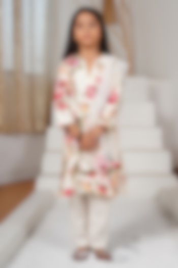 Ivory Handwoven Chanderi Floral Printed Kurta Set For Girls by Mamma Plz at Pernia's Pop Up Shop
