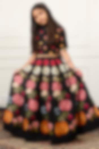 Black Handwoven Chanderi Floral Digital Printed Lehenga Set For Girls by Mamma Plz at Pernia's Pop Up Shop