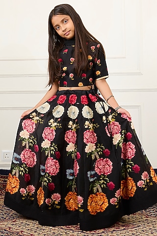 Black Handwoven Chanderi Floral Digital Printed Lehenga Set For Girls by Mamma Plz
