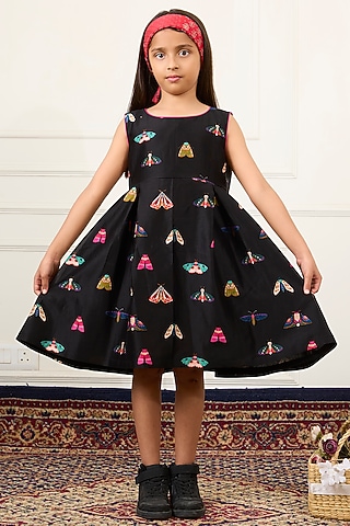 Black Handwoven Chanderi Floral Digital Printed Dress For Girls by Mamma Plz