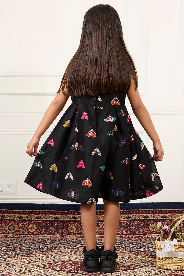 Black Handwoven Chanderi Floral Digital Printed Dress For Girls by Mamma Plz at Pernia's Pop Up Shop