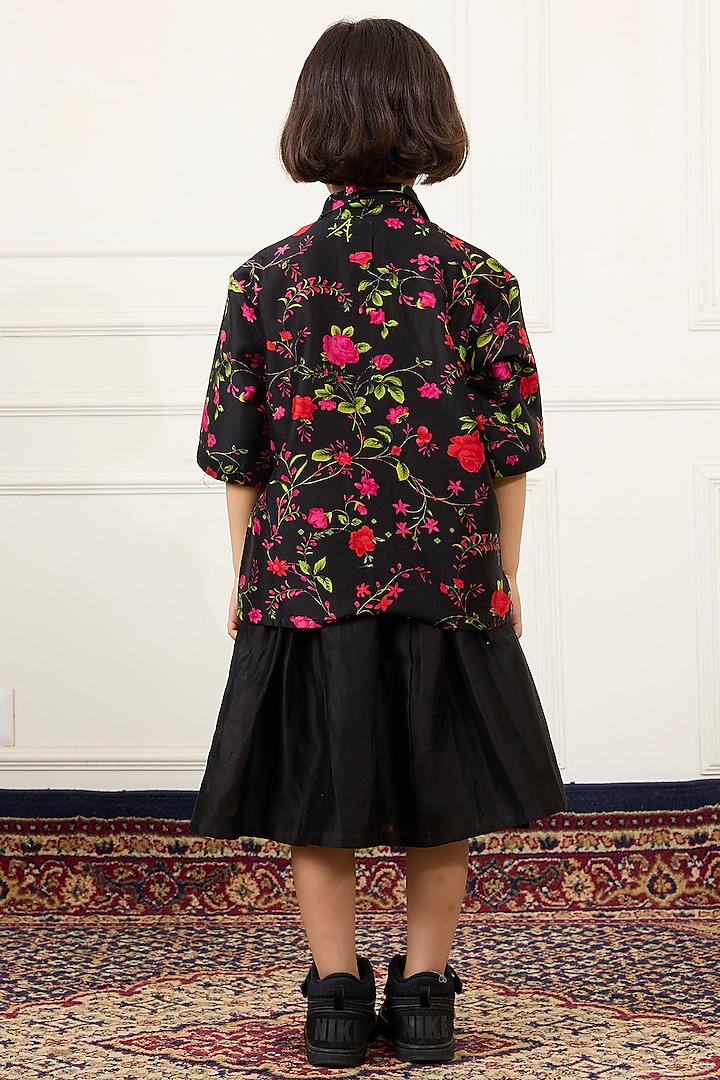 Black Handwoven Chanderi Flared Skirt Set For Girls by Mamma Plz at Pernia's Pop Up Shop
