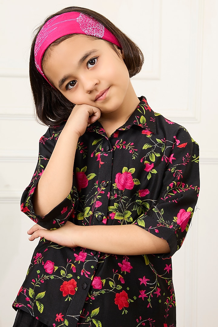 Black Handwoven Chanderi Flared Skirt Set For Girls by Mamma Plz at Pernia's Pop Up Shop