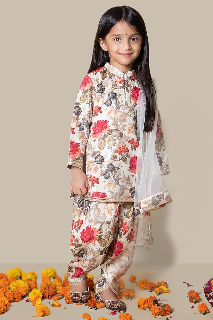 Ivory Handwoven Chanderi Floral Dhoti Set For Girls by Mamma Plz at Pernia's Pop Up Shop