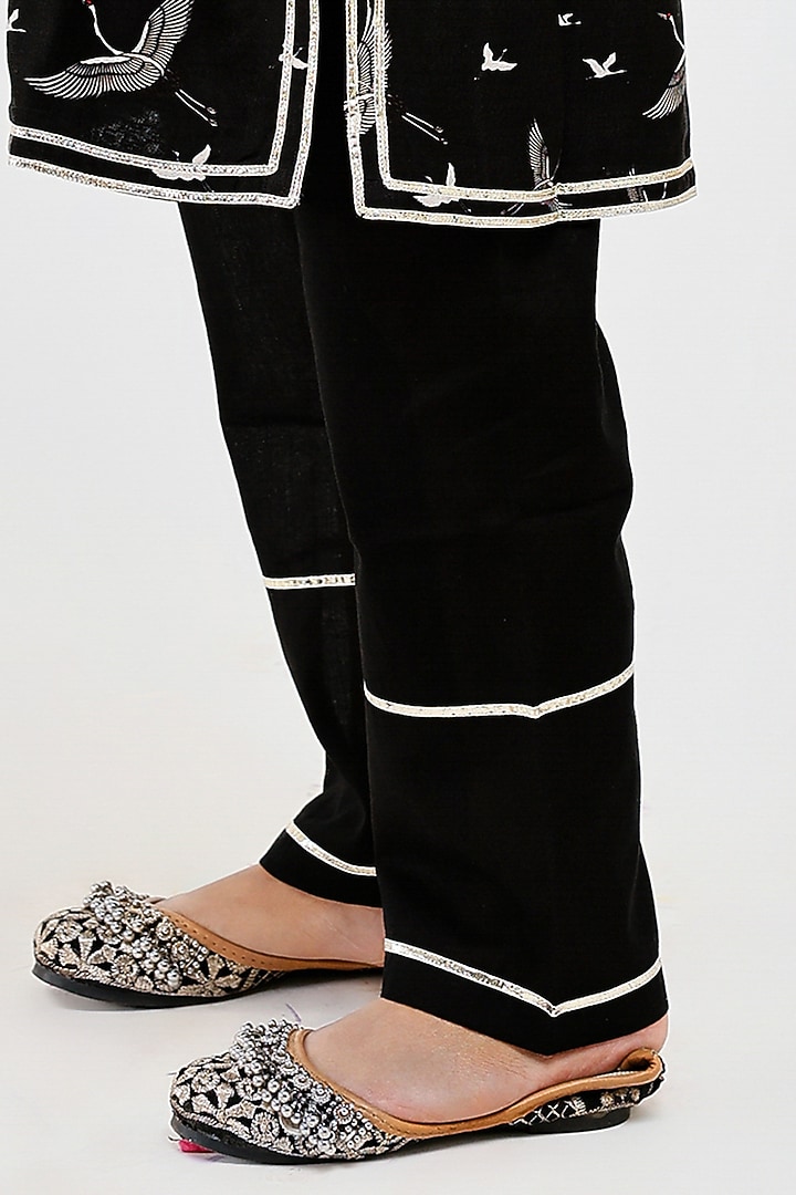 Black Handwoven Chanderi Bird Printed Kurta Set For Girls by Mamma Plz at Pernia's Pop Up Shop