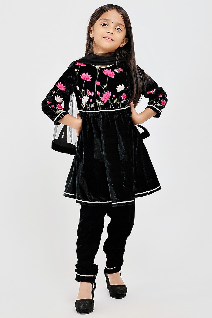 Black Velvet Floral Embroidered Anarkali Set For Girls by Mamma Plz at Pernia's Pop Up Shop