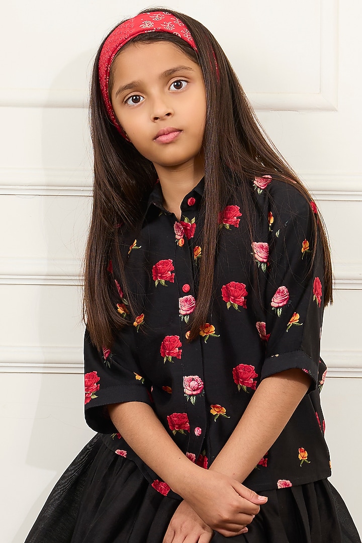 Black Handwoven Chanderi Skirt Set For Girls by Mamma Plz at Pernia's Pop Up Shop