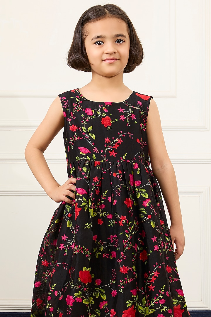 Black Handwoven Chanderi Digital Floral Printed Dress For Girls by Mamma Plz at Pernia's Pop Up Shop