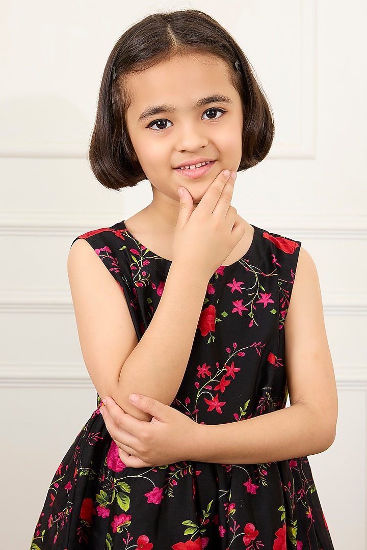 Black Handwoven Chanderi Digital Floral Printed Dress For Girls by Mamma Plz at Pernia's Pop Up Shop