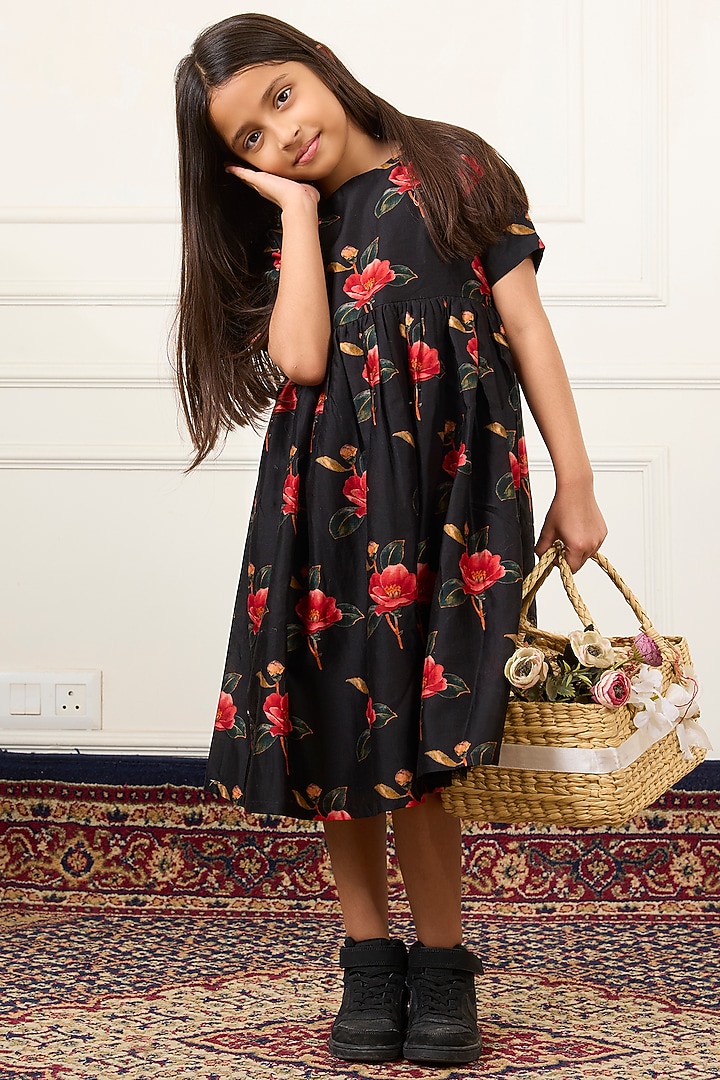 Black Handwoven Chanderi Digital Floral Printed Dress For Girls by Mamma Plz at Pernia's Pop Up Shop