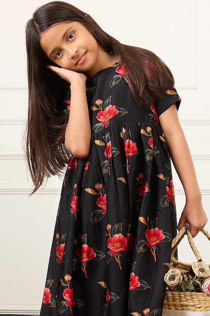 Black Handwoven Chanderi Digital Floral Printed Dress For Girls by Mamma Plz at Pernia's Pop Up Shop