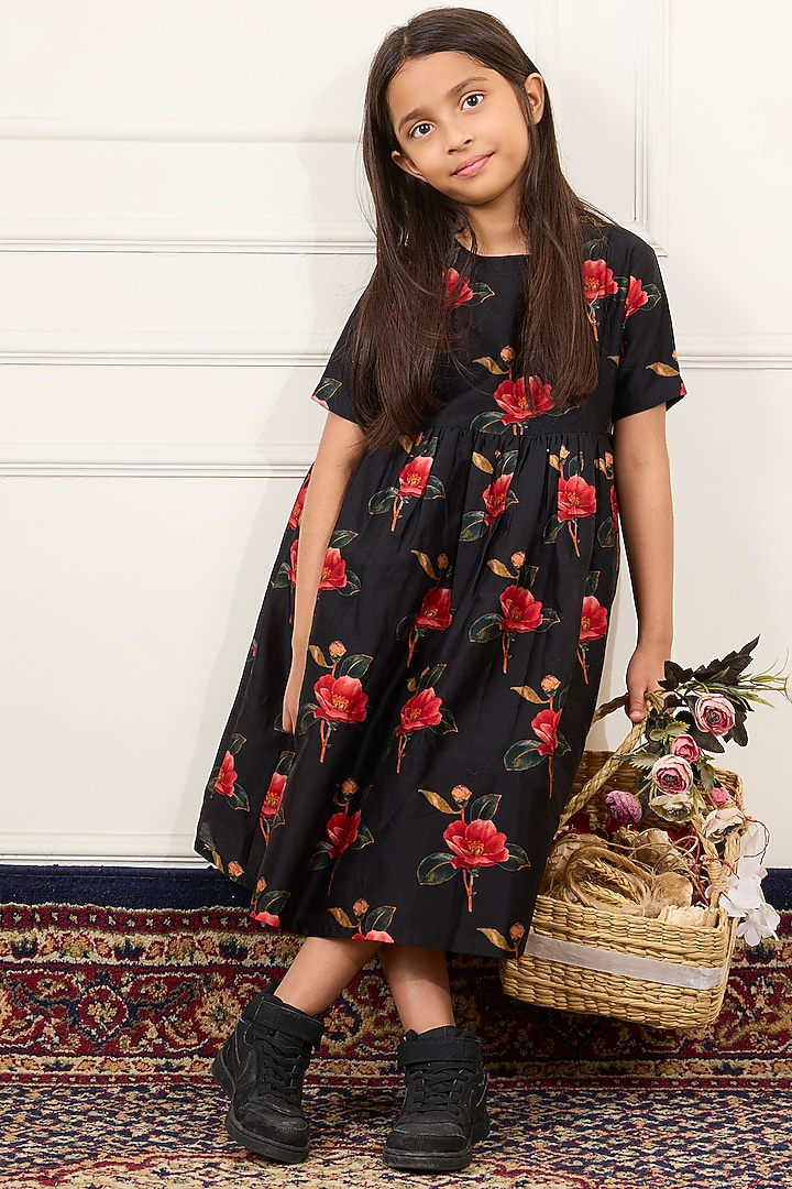 Black Handwoven Chanderi Digital Floral Printed Dress For Girls by Mamma Plz at Pernia's Pop Up Shop