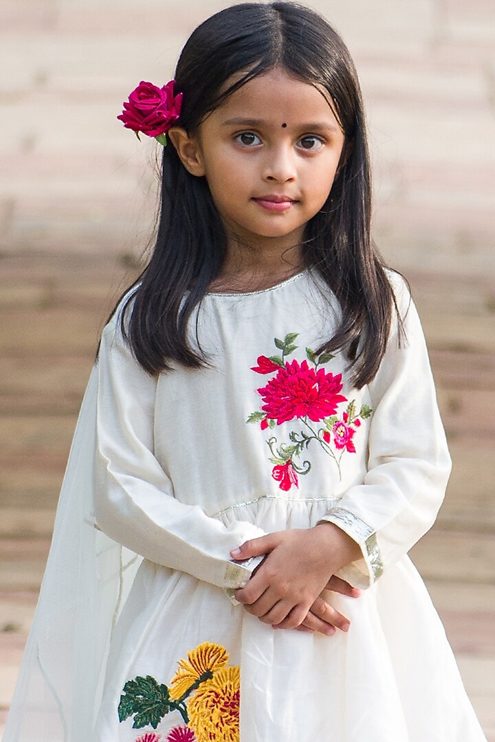 Ivory Handwoven Chanderi Floral Embroidered Anarkali Set For Girls by Mamma Plz at Pernia's Pop Up Shop