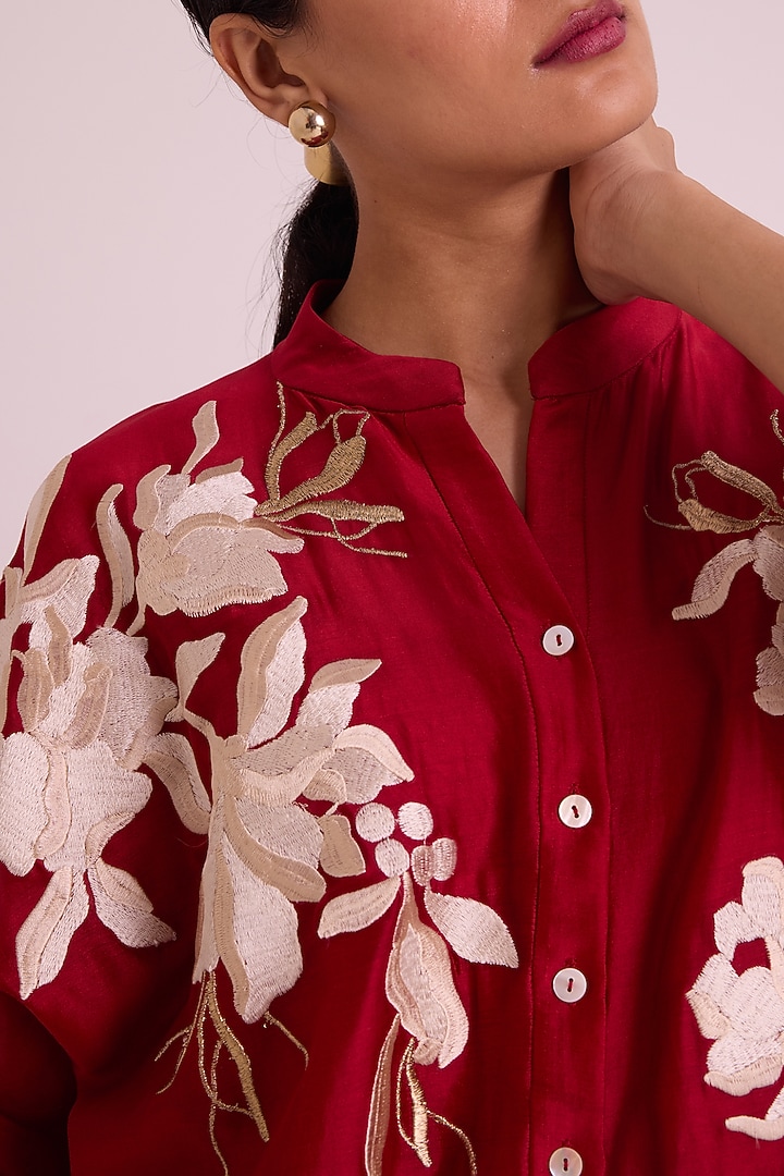 Red Chanderi Silk Floral Embroidered Tunic Set by MADDER MUCH at Pernia's Pop Up Shop